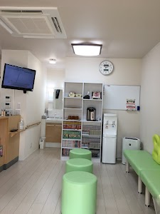 アース接骨院