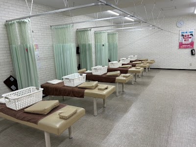 中区伏見すずらん鍼灸接骨院