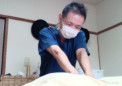 亀整骨院