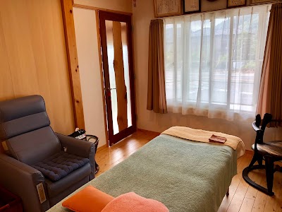 ほほえみ整骨院