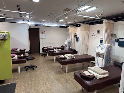 鍼撰組はりきゅう整骨院 二日市店２F