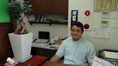 若葉接骨院