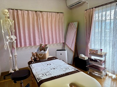 美容整骨roomこひな
