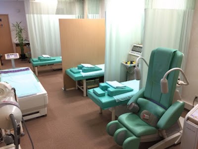 おか鍼灸整体院