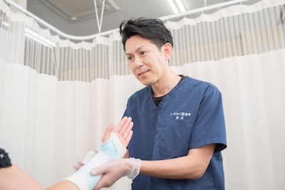 いずみく接骨院