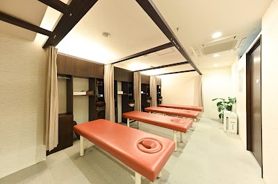 ＳＵＮ整骨院 池田院(SUN鍼灸院併設）