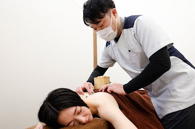 ふみ接骨鍼灸院・シェアサロン折尾｜ふみ Fumi Chiropractic and Acupuncture Clinic