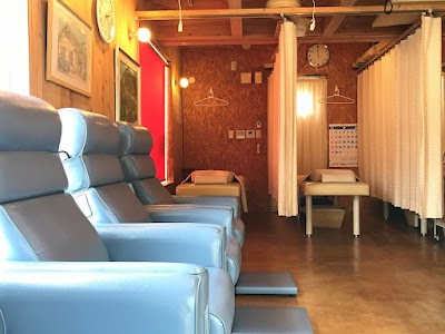 プラム接骨院
