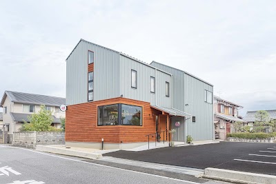 成宮鍼灸整骨院 & total beauty salon