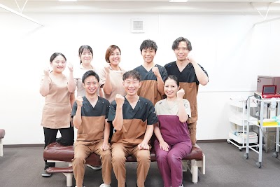 にじいろ接骨院 福津院