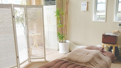 整体＆足つぼ「ほっとはぁーと」