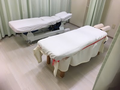 国府宮肩こり腰痛センター