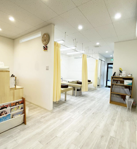 EASECARE鍼灸整骨院