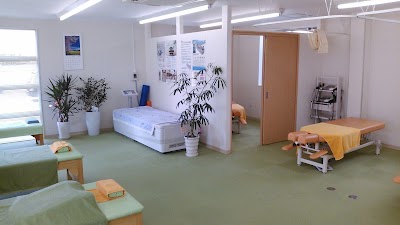 アキラ鍼灸接骨院