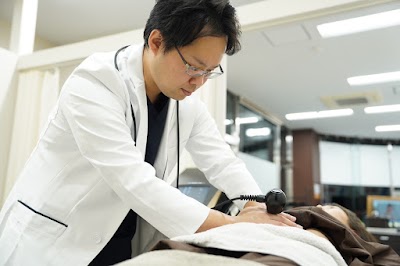bodymake RF SAKURA接骨院