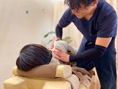 八乙女マイル接骨院