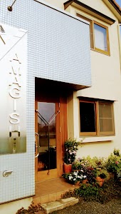 山岸整骨院