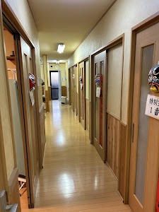 ごんげん山治療院