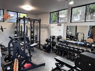 FITNESS GYM SWAG / ごりら整骨院