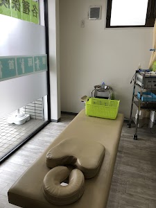 まるか接骨院
