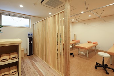 北浦和駅前接骨院