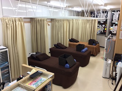 健康堂整骨院 池袋西口院