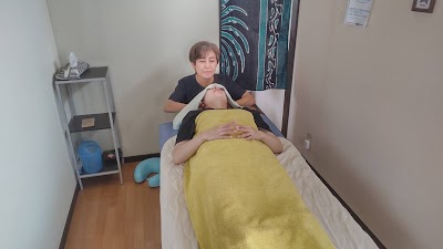 ほぐし香房サロン・りらく