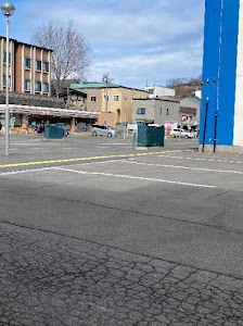 タイムズのB 鷲見鍼灸整骨院駐車場