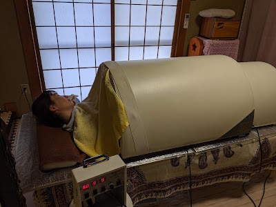 美幸サロン 四国中央市/温熱療法（びわ温灸）