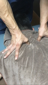 首コリ、肩コリ、腰痛のほぐし処 整え家