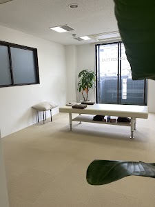 AYAS 整体×腸活生駒店