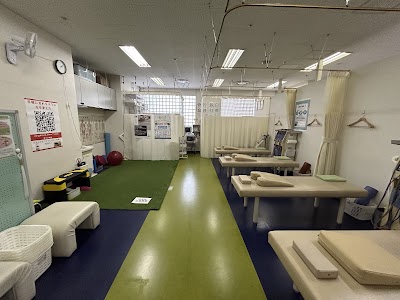joyplus川西鍼灸整骨院