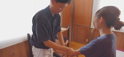 ハンドニスト整体院