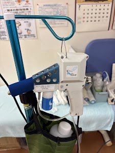モモンガ接骨院